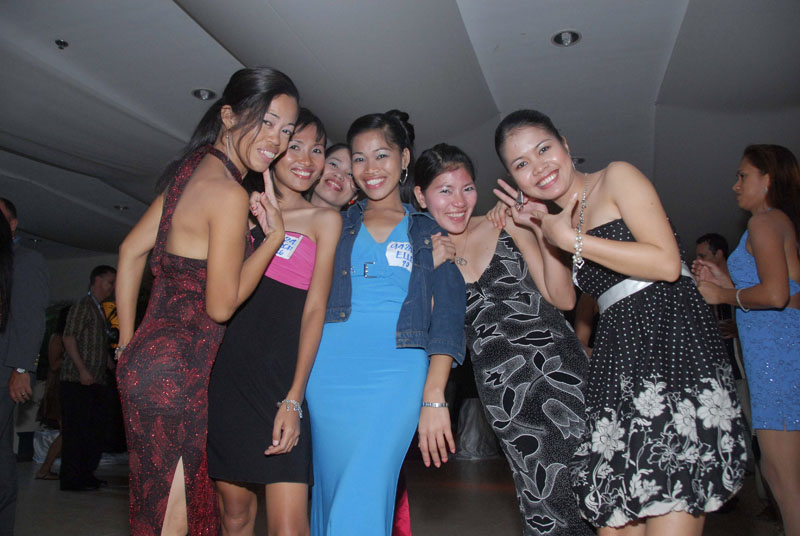 Philippines-women-5786